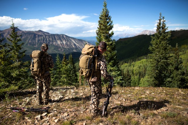 Hunting Rocky Mountain vs. Roosevelt Elk | Elk101.com | Eat. Sleep ...